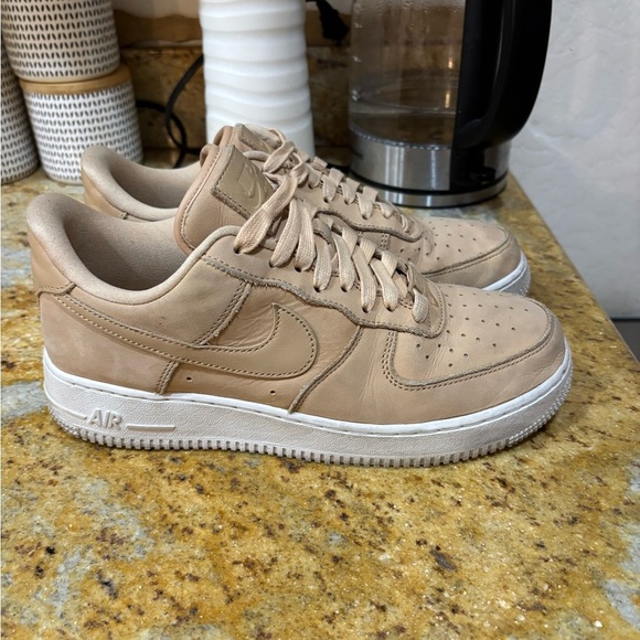 Nike Shoes - Nike Air Force 1 size 9